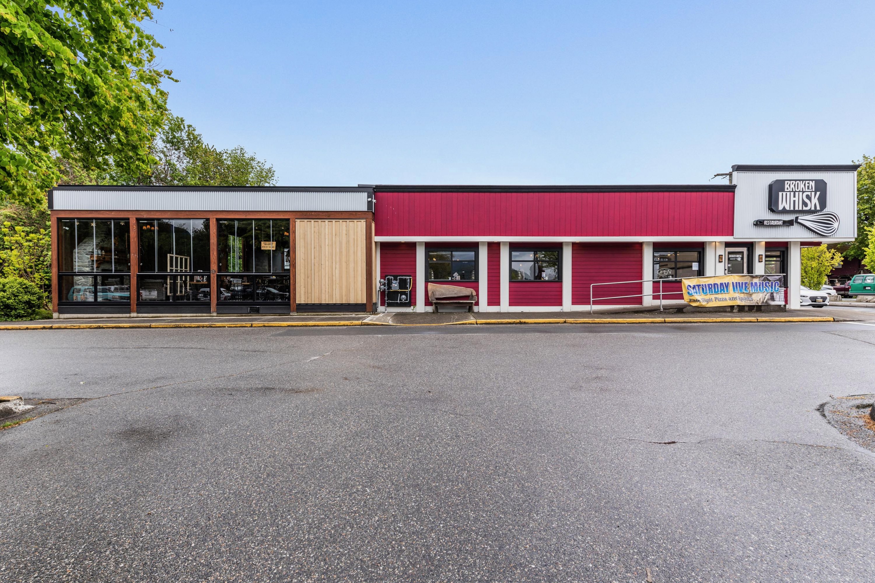 Great Commercial listing at 7205 Pioneer Avenue, Agassiz